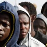 Francuski premijer priznaje da je zemlja blizu da bude „preplavljena“ masovnim migracijama