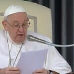 Papa Franja želi povratak cenzure: Upozorava na „fanatizam i mržnju“ na društvenim mrežama