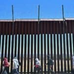 Za mesec dana od kad je Tramp preuzeo vlast broj ilegalnih prelazaka Američke granice smanjen za 94%