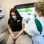 Ova država je upravo ukinula promovisanje masovne vakcinacije - Medicinski radnici od sada imaju obavez da upozore na nuspojave