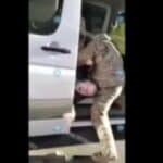 ŠOKANTNI SNIMCI: Kako diktator Zelenski brutalno otima građane