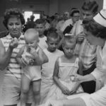 NAJVEĆA MEDICINSKA FARSA u istoriji: Dečja paraliza je bila 98% iskorenjena PRE vakcine!