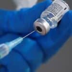 Šokantno: Bolnice tajno davale COVID-19 vakcine pacijentima pod sedativima bez pristanka!