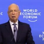 Pad ikone globalizma: Klaus Švab pod istragom zbog korupcije i zloupotrebe moći