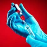 Japanski naučnici alarmiraju: Vakcine protiv kovida povezane sa fatalnim otkazivanjem bubrega