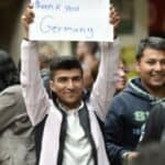 Mit da se u Nemačkoj olako dele pare podstiče migrantsku krizu, upozorava predsednik Poljske pred dolazak Merca u Varšavu