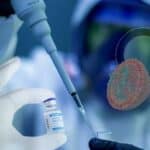 Recenzirana studija: mRNA „vakcine“ menjaju ljudsku biologiju i povezuju se sa rakom, neurološkim poremećajima i kolapsom imuniteta