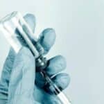 HPV vakcina ugrožava mlade? Rizik od autonomnih poremećaja i menstrualnih nepravilnosti