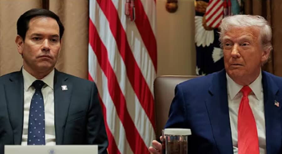 Tramp poručuje Iranu: Sklopite dogovor „dok je još nešto ostalo“ od vaše zemlje