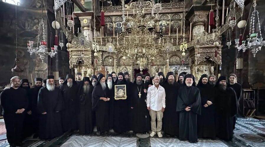 Evo zašto je Mel Gibson posetio Hilandara: Priprema novi film kroz molitvu i Kosovski zavet!