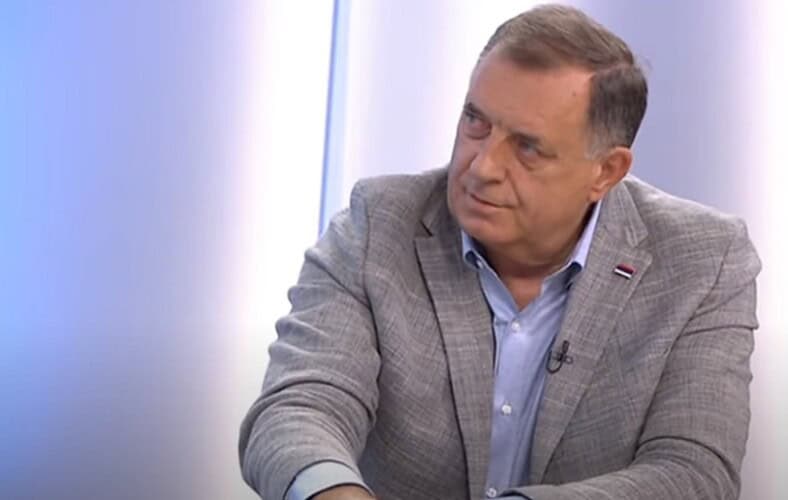 Predsedniku Republike Srpske Miloradu Dodiku kazna zatvora zamenjena novčanom