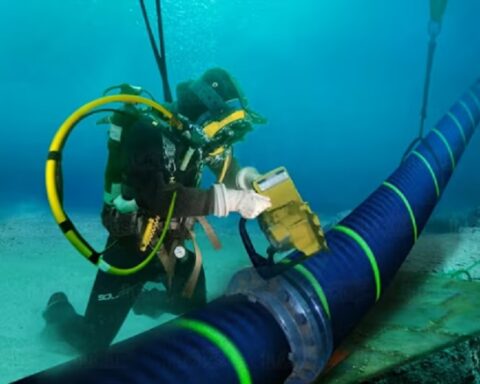 САД затварају врата Кини, Русији и Ирану у контроли глобалног интернета