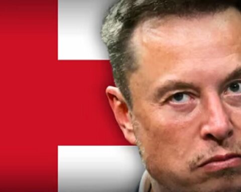 Маск финансира тужбе против корумпираних политичара који су дозволили „силовање Британије“