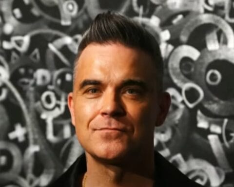 Британска поп звезда Роби Вилијамс: Давати телефоне деци је злостављање