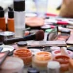 Скривене опасности конзерванса у козметици и средствима за личну негу