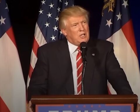 Трамп тражи укидање новца за украјинске сликарке и балканске геј организације