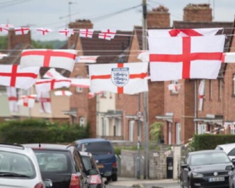 Британцима застава постала „забрањена“: Левичари тврде да вређа мигранте