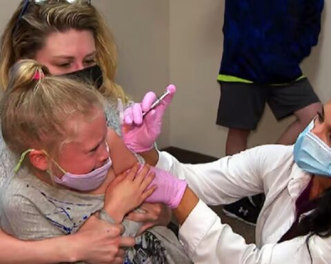 Вакцинисана деца имају 453% већи ризик од неуролошких поремећаја, показује студија која је трајала 10 година