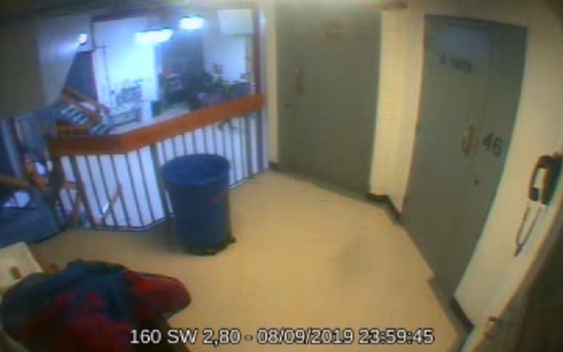 Амерички Конгрес објавио "непостојећи минут": Нови снимак руши званичну верзију о смрти Џефрија Епштајна (ВИДЕО)