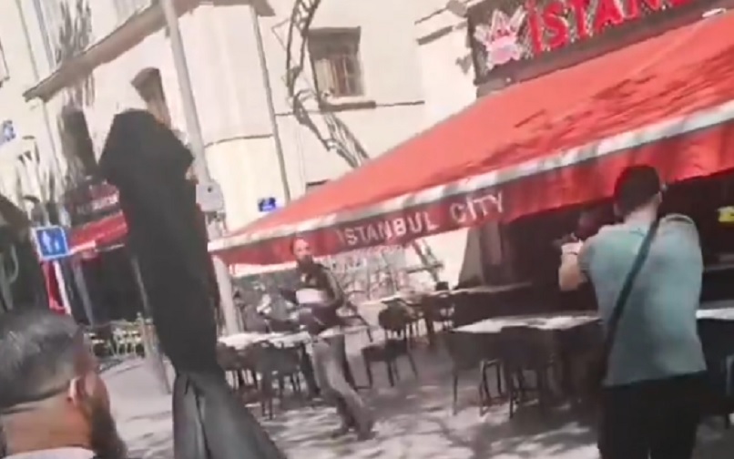 Тунижанин узвикивао "Алаху Акбар" па ножем избо четворо у Марсеју – полиција га убила