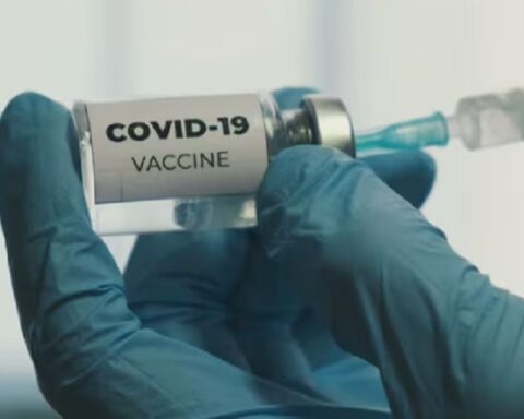 ИТАЛИЈАНСКИ НАУЧНИЦИ УЗБУНИЛИ ЈАВНОСТ: „Турбо рак“ ескалира међу вакцинисанима против ковида