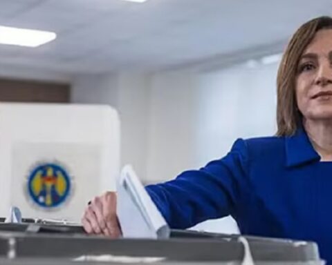 Изборна драма у Молдавији: Победа про-ЕУ странке под сенком изборне манипулације