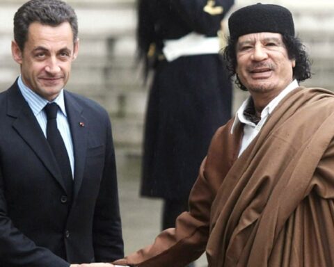 УДАРНО: Бивши француски председник Никола Саркози осуђен на 5 година затвора због Гадафијевог новца