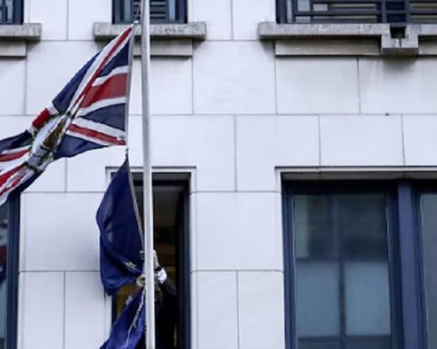 Британија гура ЕУ у украјински сценарио - ка рату и унутрашњем распаду