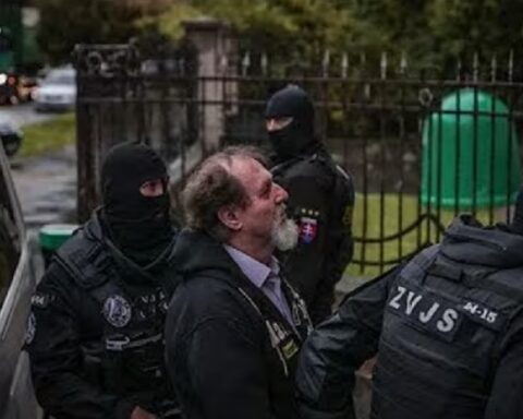 Проукрајински активиста осуђен на 21 годину због покушаја атентата на Роберта Фица