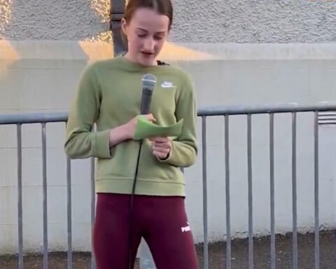 Ирска тинејџерка упозорава: „Све ће бити још горе“ – масовна имиграција уништава безбедност младих жена