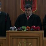 Судија убијен у судници у Тирани: Пуцњава током рочишта, нападач ухапшен после бекства