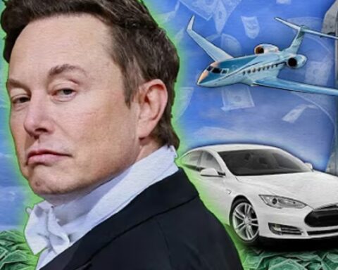 Илон Маск први човек на свету са имовином од 500 милијарди долара – Форбс
