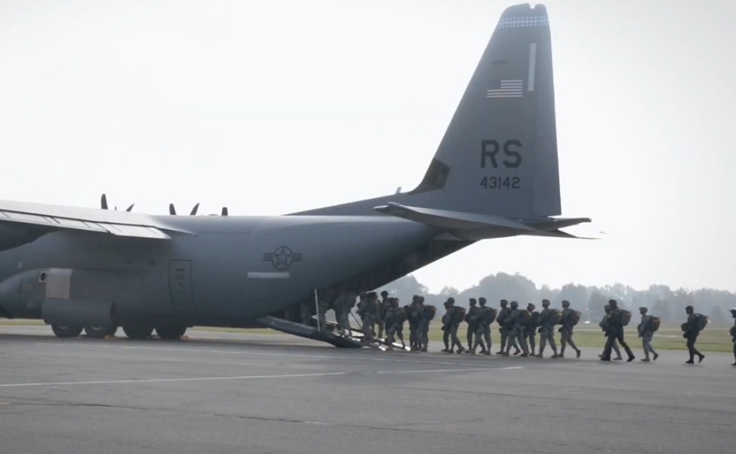 НАТО држи масовне трупе пред вратима Русије