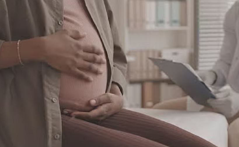 Медицинска сестра открила експлозију мртворођених беба после ковид вакцинације: Болница прикривала скок смртности од 5000%