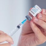 Познати микробиолог упозорава: Ковид „вакцине“ скраћују људски живот