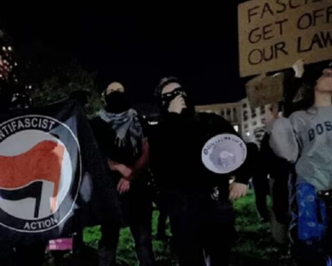 Пет чланова Антифе осуђено за тероризам у првом таквом случају у САД