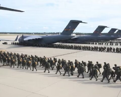 НАТО спреман да распореди 800.000 војника у случају рата са Русијом