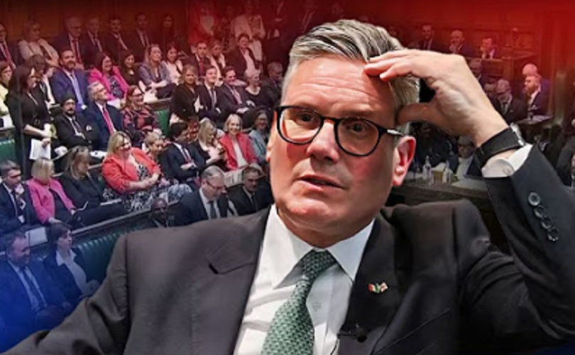 Стармеров тим у паници због гласина да му високи функционери партије припремају смену