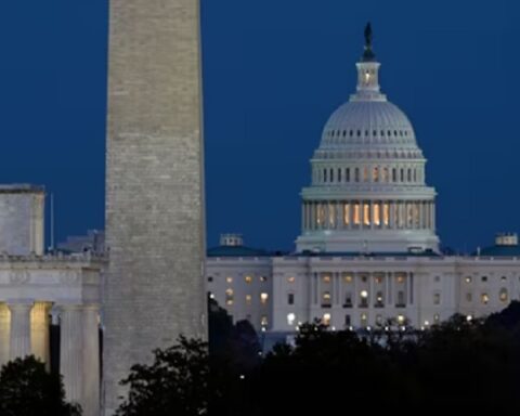 Америка паралисана: Најдуже затварање владе у историји САД