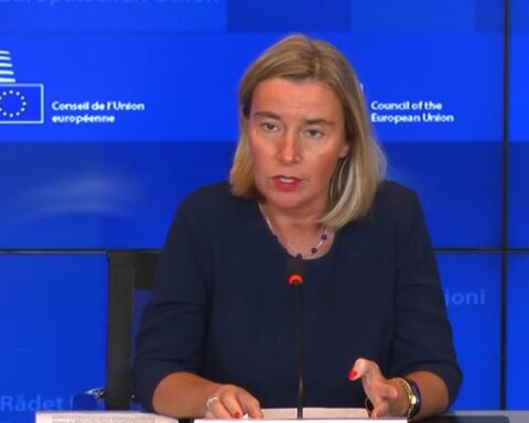 Корупционашка афера тресе Брисел: Федерика Могерини поднела оставку