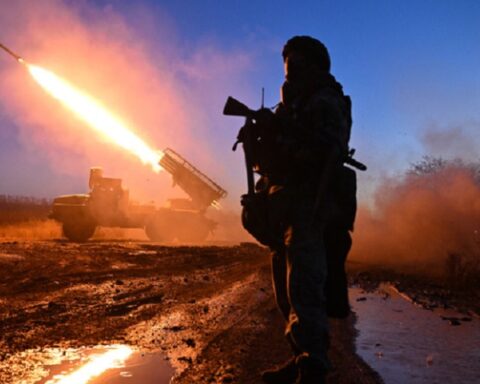 Украјина изгубила готово пола милиона војника за годину дана