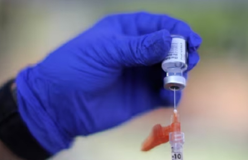 Како је фармацеутска индустрија преузела контролу над регулацијом вакцина