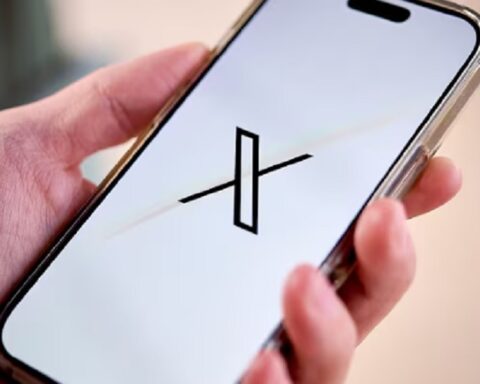 Маск у рату са Бриселом: Икс је забранио Европској комисији оглашавање на платформи