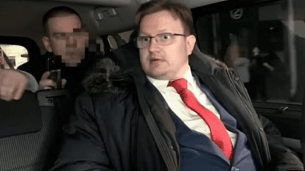 Нема Зај*банције! Испливао снимак - Ево како ФСБ хапси бившег руског дипломату због одавања тајни САД! (ВИДЕО)