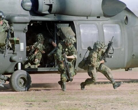 PENTAGON pokušao da sakrije: Sedam američkih vojnika ranjeno tokom otmice Madura