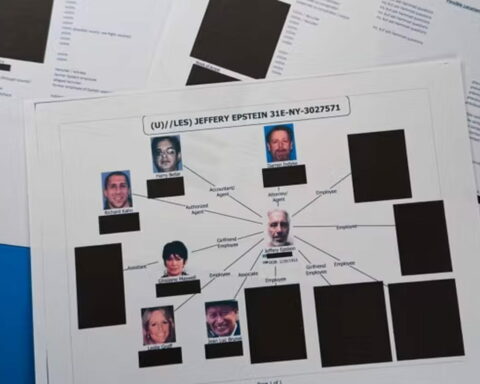 EVO šta se sve nalazi u EPŠTAJNOVIM FAJLOVIMA koji su pušteni u javnost! Najluđe od svega je što je ovo samo početak