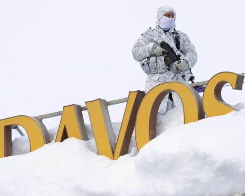 Danas je počeo skup demonske elite i njihovih sluga "Svetski Ekonomski Forum" a evo kakav je stvaran uticaj ove globalističke organizacije!