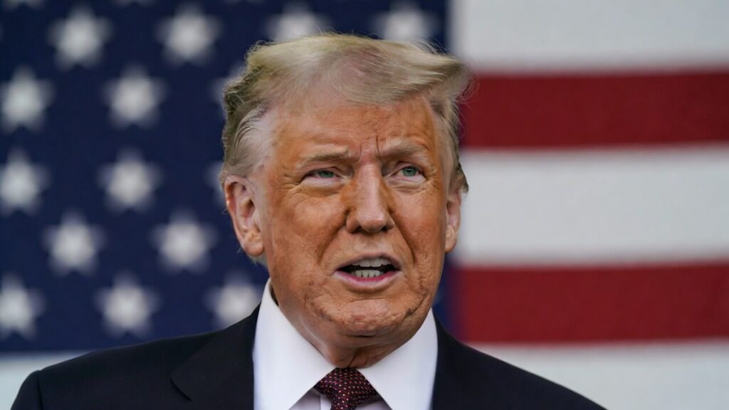 Aksios: Tramp razmatra više opcija za podršku protestima u Iranu, i vojnu