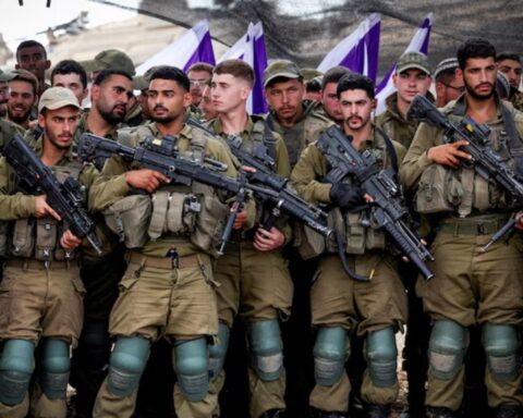 IZRAEL najavio pripreme za RAT na svim frontovima! Od kopna do svemira - Evo šta to znači