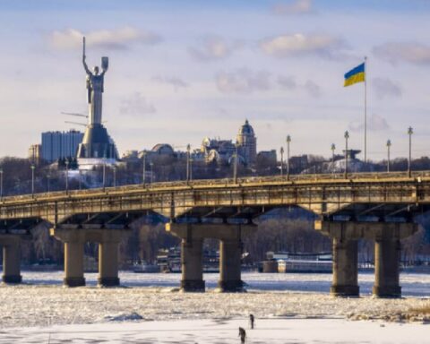 Očajnički režima iz Kijeva da izbriše Rusiju: Zabrana ruske muzike, cenzura Spotify-ja i brisanje ruske kulture iz Ukrajine!